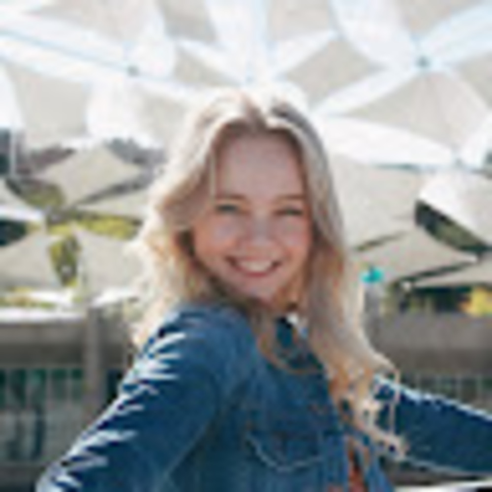 Meet your Posher, Esther